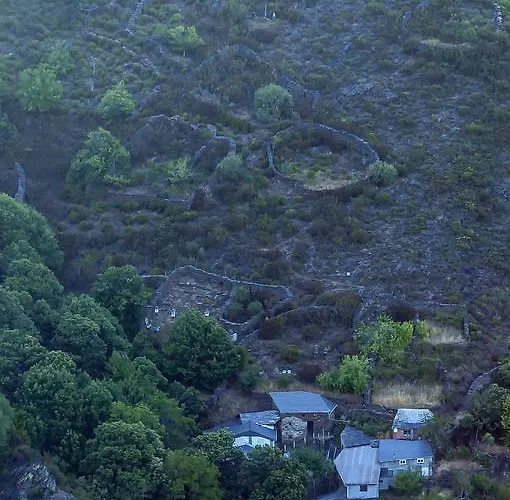 بيت للعطل Casa Do Concello