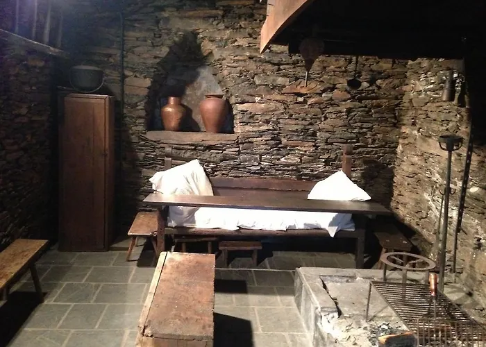 بيت للعطل Casa Do Concello *