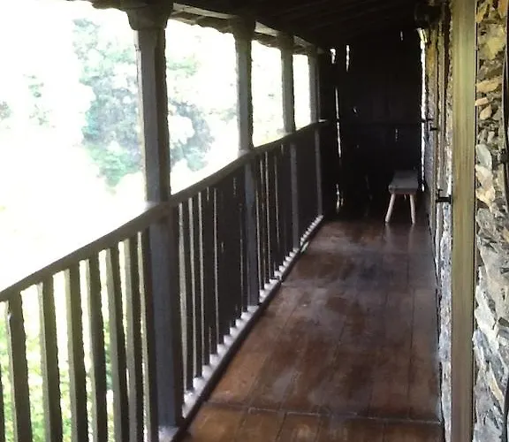 بيت للعطل Casa Do Concello *